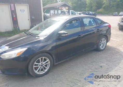 2016 Ford Focus Se z USA, uszkodzony, nr VIN 1FADP3F20GL400887